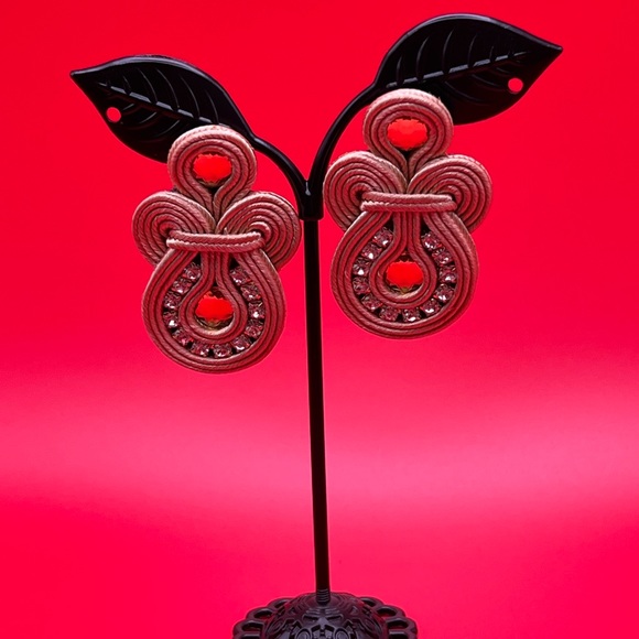 Elegant Gold Art Deco-Inspired Dangle Earrings - Stylish Soutache Earrings - Picture 10 of 10